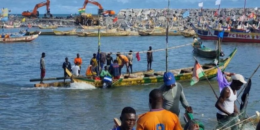 Gunmen Attack Fishermen at Senya Breku, Seize Outboard Motors