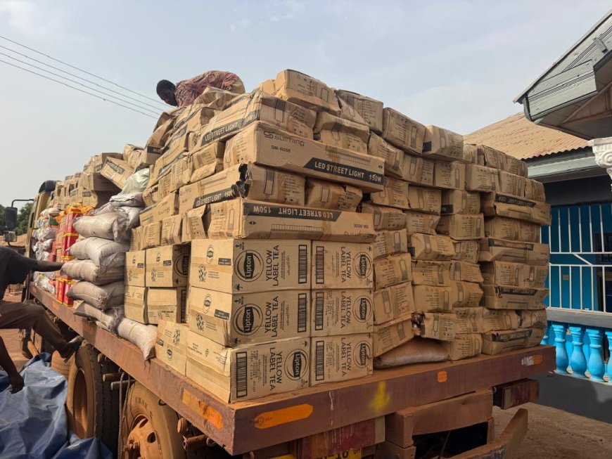 Hajia Zuwera Mohammed Ibrahimah Provides 500 Streetlights, Expands Ramadan Support in Salaga-South
