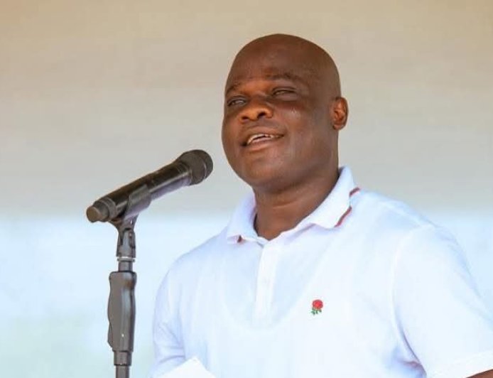 Ahmed Ibrahim warns contractors against shoddy work on  ON 24-Hour Economy Market Projects