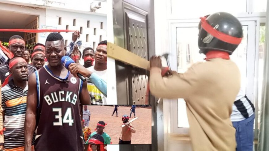 Youth in Walewale Lock Up Coordinating Director’s Office Amid Protest